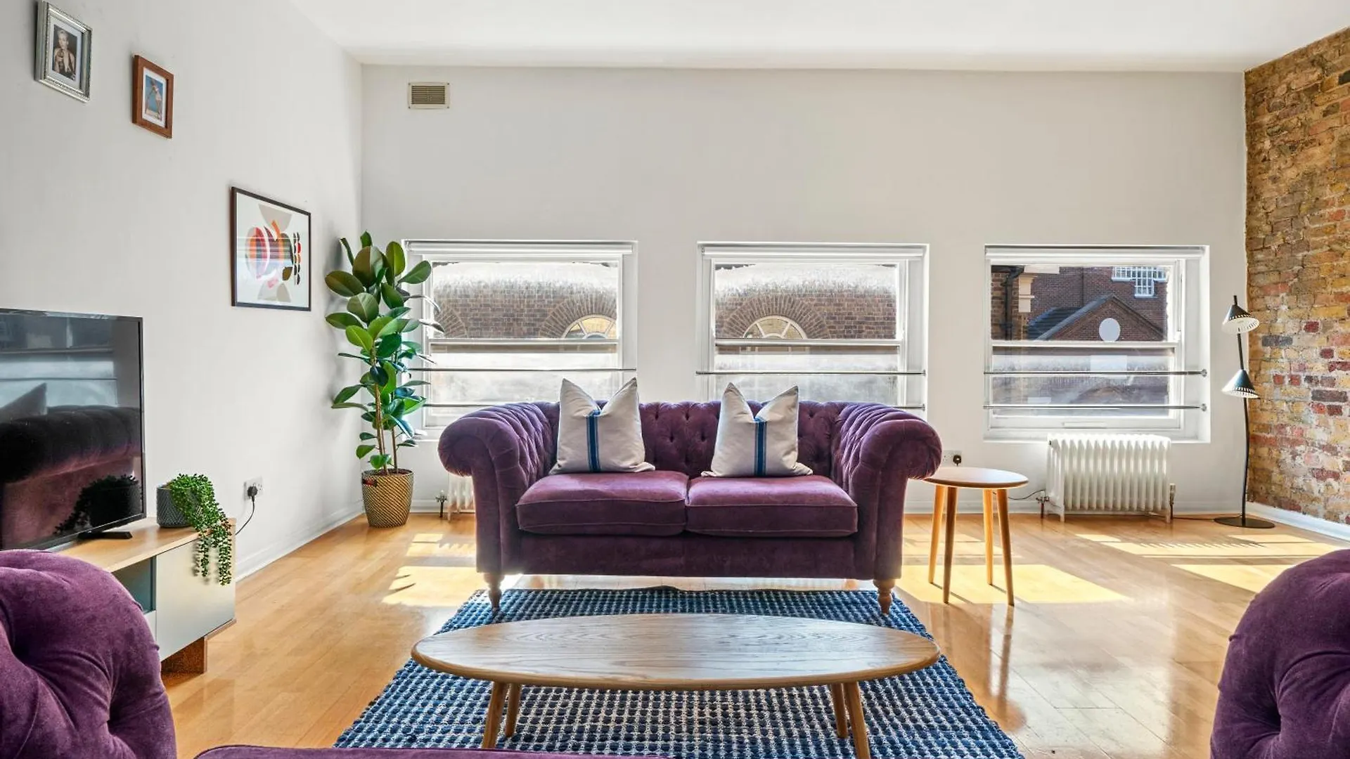 Unique Apartments Near Old Street Station 伦敦 0*,  英国