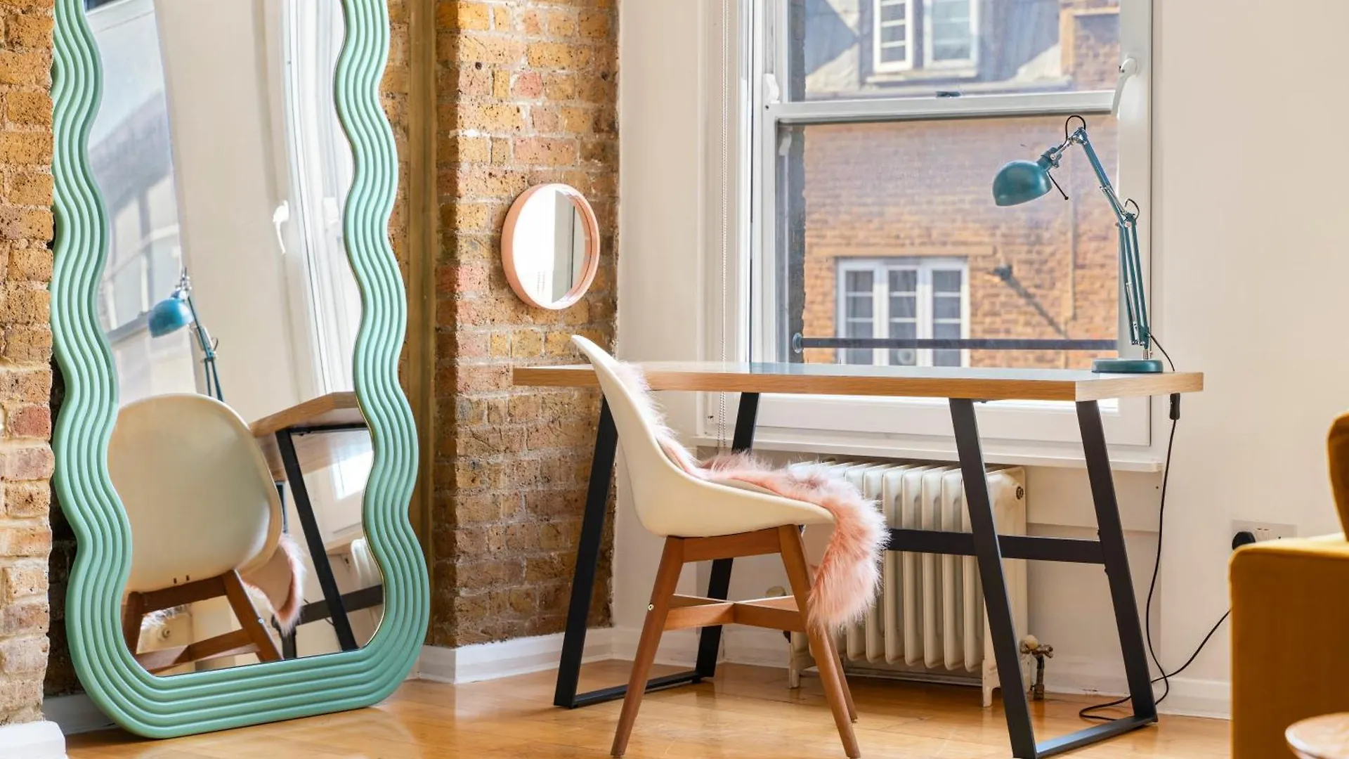 Unique Apartments Near Old Street Station Londra
